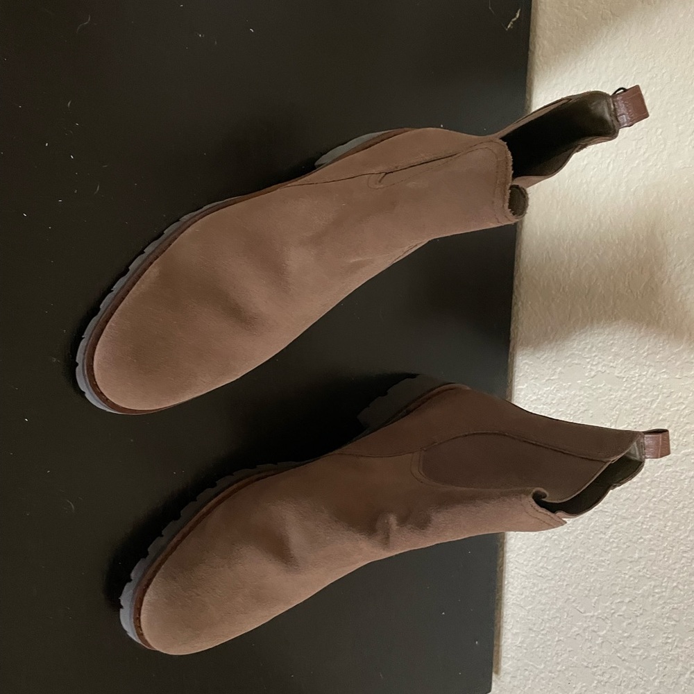 Sam Edelman Chelsea Boot NWOT